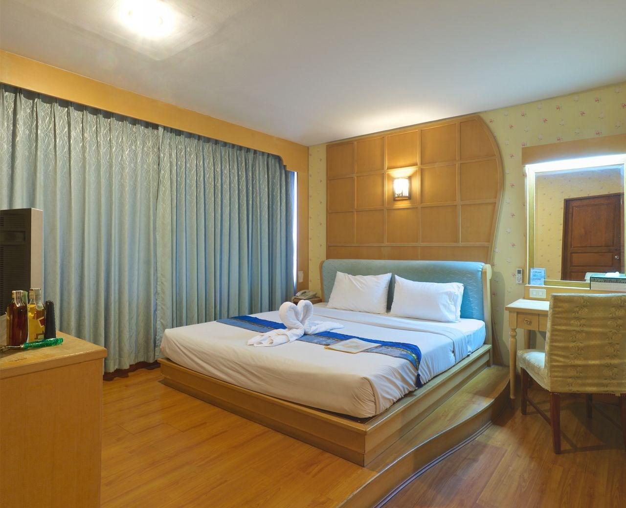 Silom Avenue Inn Bangkok Exterior foto