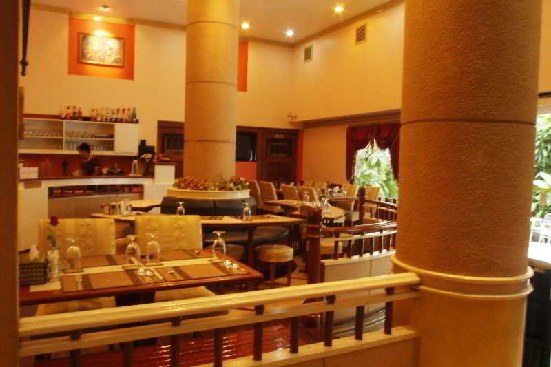 Silom Avenue Inn Bangkok Exterior foto