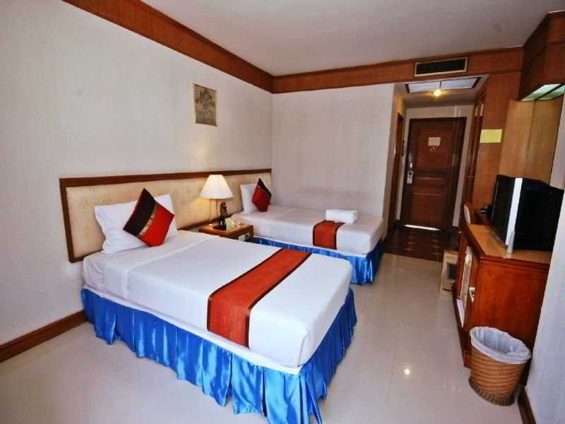 Silom Avenue Inn Bangkok Exterior foto